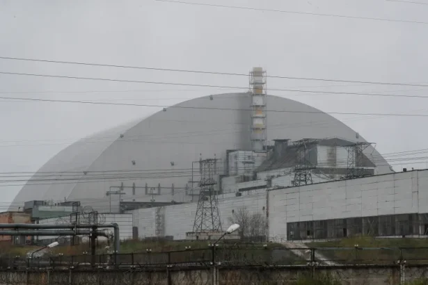 Drone strikes Chornobyl nuclear plant in Ukraine, Russia says not to blame