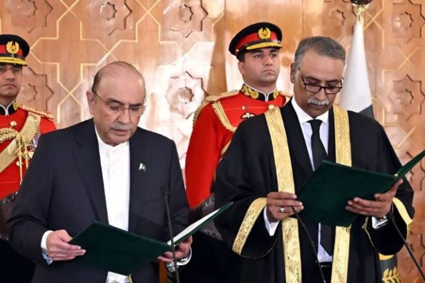 Justice Sarfraz Dogar takes oath as acting IHC CJ