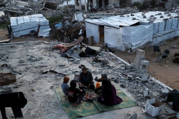 Israeli fire kills two Palestinians in Gaza