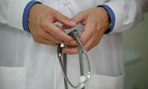 Indian police arrest ‘fake doctor’ linked to seven deaths