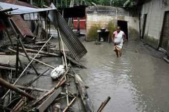 Nearly 100 killed after heavy rain in India and Nepal