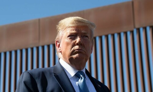 Trump calls for deporting some citizens to El Salvador, testing US law