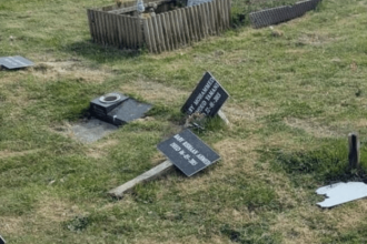 UK police launch probe after 85 Muslim graves desecrated
