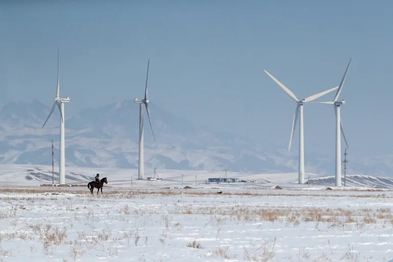 Clean energy surges globally, but has yet to replace fossil fuels: Report