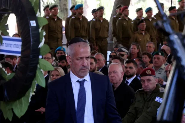 Israeli spy chief accuses Netanyahu of demanding illegal operations