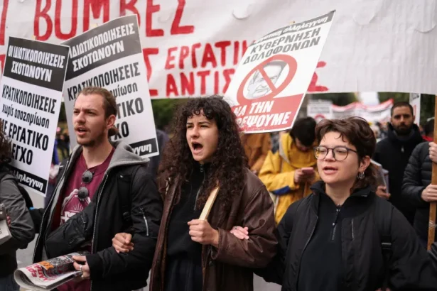 Nationwide strike for better pay brings Greece to standstill