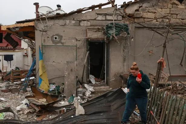 Russia ramps up pressure on all fronts as Ukraine offers to buy US Patriots