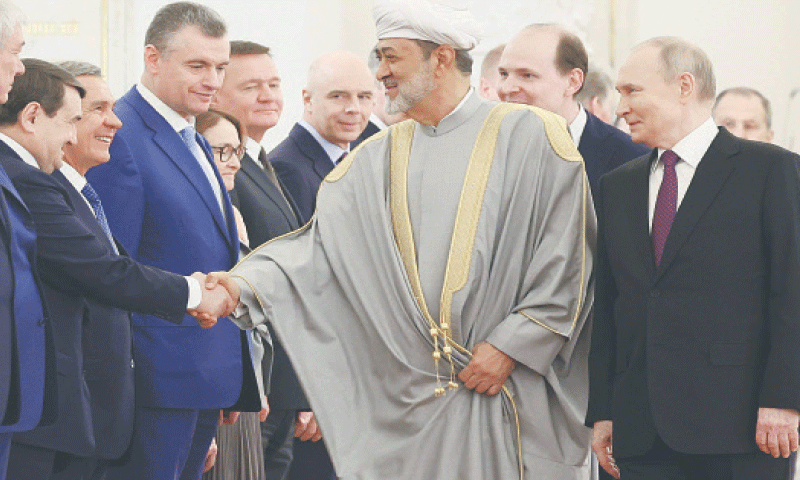 Putin discusses US-Iran nuclear talks with Omani leader