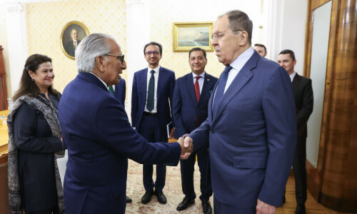 Russia, Pakistan discuss closer ties, regional stability