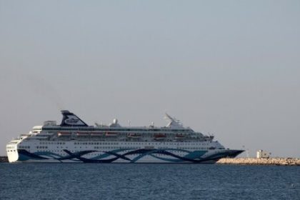 Escape flotillas leaving Israeli shores
