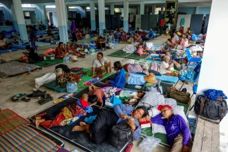 Thailand-Cambodian clashes force 100,000 into shelters on Thai border