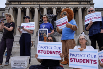 Columbia University to pay over $200m to resolve Trump probes
