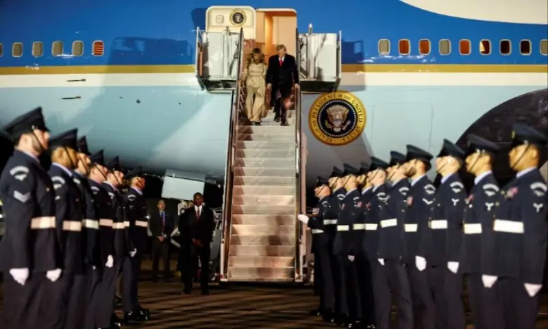 UK rolls out red carpet for Trump, and hopes to avoid red faces