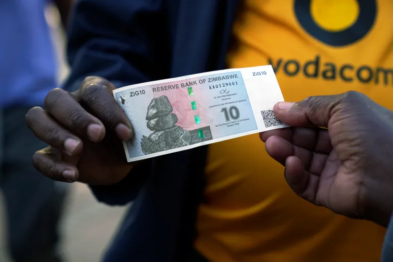 ‘Police are lenient’: Zimbabwe’s disabled black market currency dealers