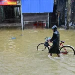 Sri Lanka landslides, floods death toll rises to 56, offices, schools shut