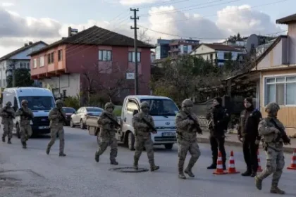 Turkiye detains 110 suspects in operation targeting Islamic State after deadly clash