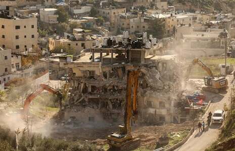 Israel demolishes east Jerusalem building, evicting Palestinians