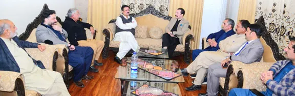 PM AJK Raja Faisal Mumtaz Rathore visits Khawaja Tariq Saeed’s residence