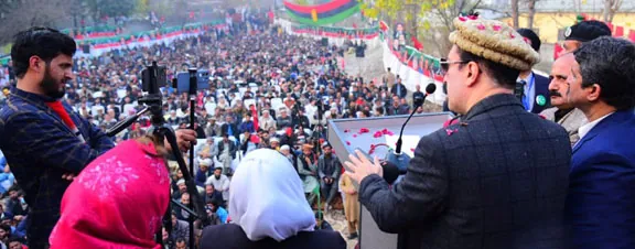 PM AJK prioritizes Muzaffarabad development, Awami Action Agreement